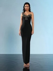 Modphy Nouvelle robe de soirée luxueuse maxi moulante en sequins noirs et or avec rose 3D sur les bretelles, élégante pour galas, cérémonies et fêtes - Noir - Voir 1