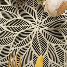 1/4/6/12 件花卉金色圆形 15 英寸 PVC 餐垫，镂空花朵 PVC 杯垫，可洗，易清洁，可擦拭，防滑，耐热，适用于房间装饰、餐桌、家居装饰，适合节日、派对、生日、婚礼和晚宴 - 彩色 - 查看 9