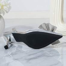 女士银色高跟尖头金属皮革透明果冻蝴蝶结水钻带时尚高跟鞋 - 銀色 - 查看 6