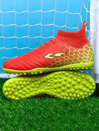 1 双高帮足球鞋，男女款，学生款和青少年款，透气户外团队运动鞋，防滑耐磨草皮鞋钉，人造草坪，草地和室内球场，系带，小码，女士皮革鞋钉