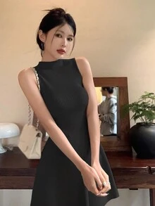 女士无袖合身针织 A 字中长毛衣连衣裙 - 黑色 - 查看 3