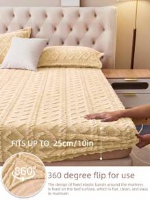 1pc Velvet Bed Sheets, Bedding, Fitted Sheet, Mattress Cover, Skin-Friendly Bed Cover, Soft Warm And Comfortable Bedding For Bedroom, Thickened Autumn And Winter Fleece Bedding, Solid Fuzzy Fitted Sheet King Queen Full Twin Size Bed Sheet, Dust Cover, Bedroom, Dormitory, Hotel Protective Cover, No Pillowcases, Home Textile, Independence Day Bedding, Bedding Gifts, Machine Washable