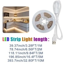 Striscia luminosa a LED con pulsante monocromatico da 5V, luce bianca calda 3000K / luce bianca fredda 6000K opzionale, interfaccia USB per un facile collegamento all'alimentazione, lampadine uniformemente luminose, colori brillanti, adatta per camere da letto, retroilluminazione TV, basi per vino, armadi e altre decorazioni di illuminazione.