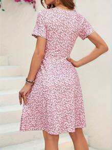 Fashionable & Elegant Printed V-Neck Short Sleeve Casual Dress - Red - View 2