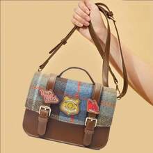 MINISO 迪士尼尼克王尔德警察主题剑桥包，柔软仿皮，金色五金配件，内袋和可拆卸肩带，非常适合休闲外出和主题公园旅行（1 件） - 棕色 - 查看 7