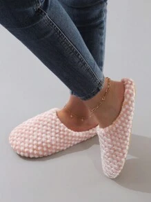 休闲简约波尔卡圆点毛茸茸轻便安静绒面革女士家居拖鞋 - 淺粉色 - 查看 3