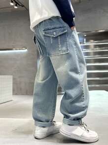 Jeansy vintage dla chłopców w stylu tween boy, proste, z przetarciami, luźny krój, z kieszeniami z patką i zapięciem na guziki, odpowiednie dla nastolatków w wieku 8-14 lat i starszych dzieci do noszenia na co dzień