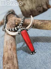 Un collier pendentif tête de taureau vintage en turquoise artificielle multicolore pour femmes, un cadeau d'anniversaire de vacances. Plus de bijoux de style vintage dans la boutique.