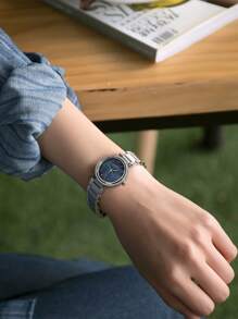 CITIZEN 女士休闲正装手表，带电量不足警告功能，28 毫米水晶蓝色表盘，不锈钢表链 EM0840-59N - 紫色 - 查看 3