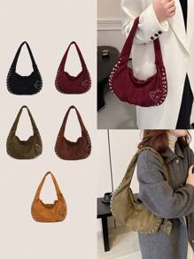1 st. Modieuze en gepersonaliseerde effen kleur Angra Red Frosted Suede Crescent Okseltas met klinknagelinleg en hartvormig hangerontwerp Ritssluiting Stijl Dames Schoudertas voor Vakantie Vakantie & Modieuze Casual Kleding & Dagelijks Werk en Reizen