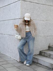 Chaqueta de piel sintética Risissida para otoño/invierno - Mantente abrigado y con estilo con nuestra prenda exterior - Caqui - Ver 1