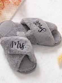 Customized Coral Fleece Bride Slippers, Bridal Shower Gifts, Bridesmaid Gifts, Wedding Party Supplies, Bachelorette Party Supplies, Christmas Gifts, Thanksgiving Gifts