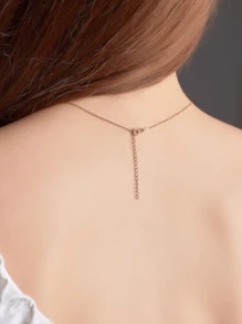 1 pièce Collier personnalisé avec plusieurs noms en or rose et doré. Collier délicat avec trois noms, cadeau de fête des mères pour femmes, bijoux de fête, d'anniversaire, de mariage et d'usage quotidien. mode automne, idéal comme cadeau pour elle, petit ami, petite amie, père, mère, famille, amis, anniversaire, remise de diplôme, bal de promo, fête, école, fournitures scolaires, bureau, université, collègue, dortoir, enseignant, garçons et filles, adolescents, étudiants du secondaire, du collège et de l'université.