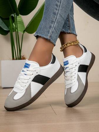 New High-Quality Women's Fashion Casual Retro Sneakers, Bicolor Luxury Flat Shoes, Student Couple Shoes. New Women's Minimalist Casual Shoes, Rich, Warm, Retro, Textured, Mature And Steady. Looks Deeper And Weightier. All-Season, Formal Or Semi-Formal Occasions, Retro Style. Minimalist Sneakers, Daily Wear Women's Shoes, Casual Fashion Sneakers, Outdoor Comfortable Shoes, Unisex Couple Shoes