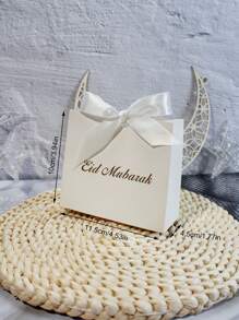 10pcs Elegant Eid Mubarak Mini Gift Boxes Stylish White Favor Boxes With Gold Foil Lettering And Delicate Ribbons. Perfect For Storing Candies, Chocolates, And Small Gifts. Ideal For Eid Celebrations, Festive Occasions, And Thoughtful Surprises. Chic Packaging For Memorable Moments