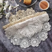Sousplats Redondos Crochê Feitos à Mão Individuais de Renda Individuais Tricotadas Vazadas Sousplats Resistentes ao Calor Decoração de Mesa 16pol Bege/Branco