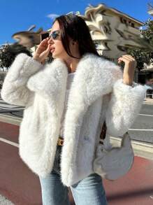 女士秋冬圣诞特色大翻领纯色仿皮草效果防寒大衣，冬季促销。 - 米色 - 查看 2