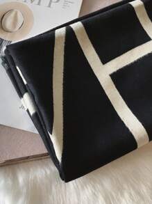 1pc High-Quality Black Scarf For Women, Versatile Causel Scarf, Warm And Elegant Shawl Wrap, Premium