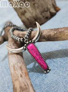 Un collier pendentif tête de taureau vintage en turquoise artificielle multicolore pour femmes, un cadeau d'anniversaire de vacances. Plus de bijoux de style vintage dans la boutique.