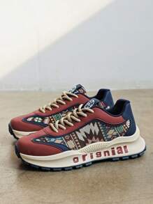 男士复古刺绣皮革与布料拼接厚底运动鞋，高跟软底休闲时尚青春潮流运动鞋（随机花卉刺绣图案） - 紅色 - 查看 3