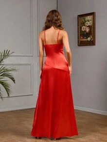 Solid Color V-Neck Fitted Sling Bridesmaid Dress, Elegant - Red - View 2