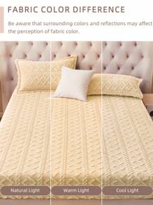 1pc Velvet Bed Sheets, Bedding, Fitted Sheet, Mattress Cover, Skin-Friendly Bed Cover, Soft Warm And Comfortable Bedding For Bedroom, Thickened Autumn And Winter Fleece Bedding, Solid Fuzzy Fitted Sheet King Queen Full Twin Size Bed Sheet, Dust Cover, Bedroom, Dormitory, Hotel Protective Cover, No Pillowcases, Home Textile, Independence Day Bedding, Bedding Gifts, Machine Washable