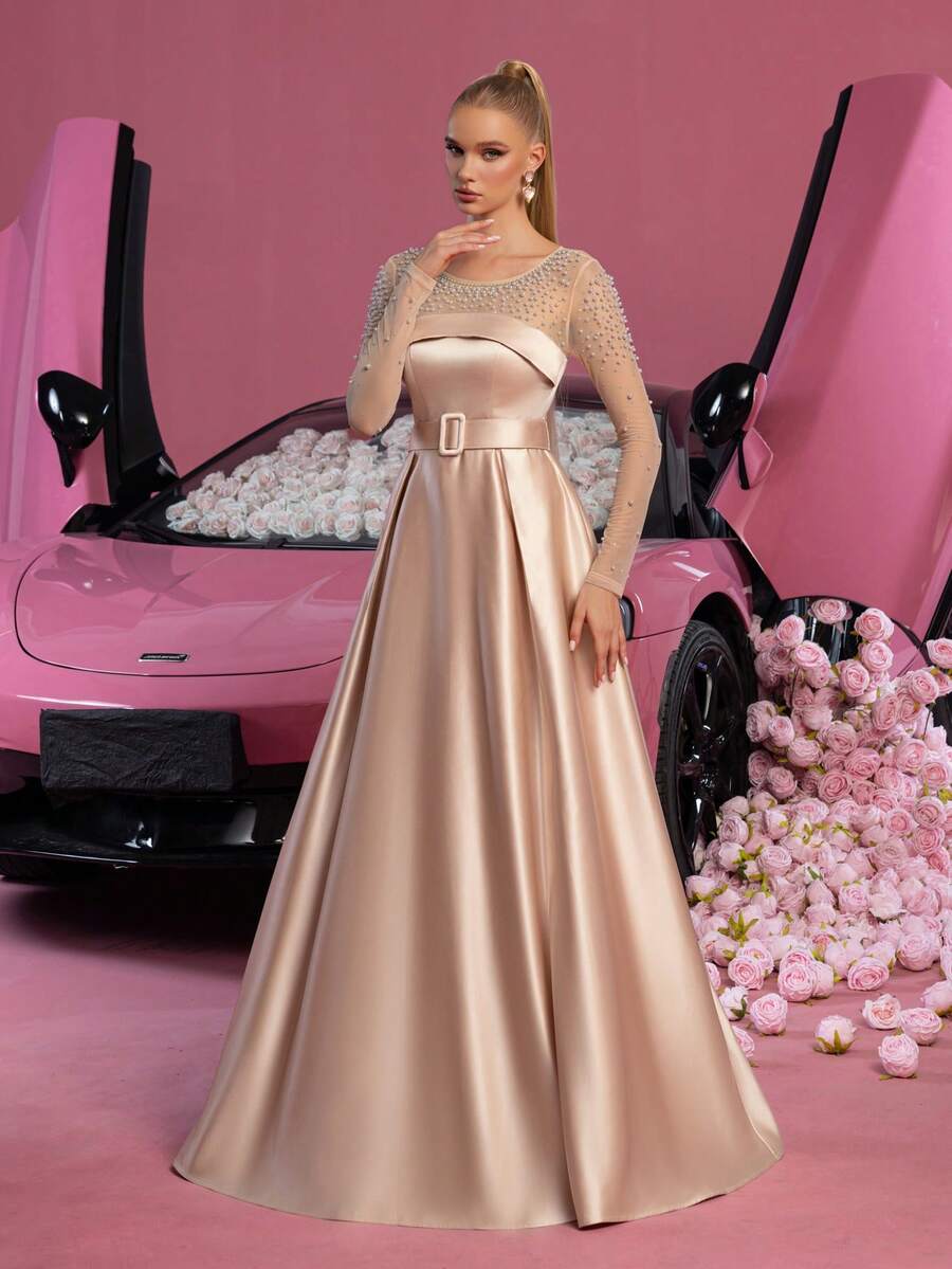 Faeriesty Feuriges Abendkleid aus Satin mit Perlenverzierung