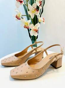Spiked Shoes With Thick Heel - 米色 - 查看 3