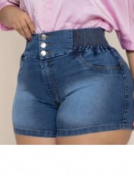 Shorts Plus Size Feminino Verão 2024: Conforto e Estilo com Elastano, Barra Dobrada e Fechamento de Três Botões.. Festa junina