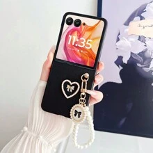 Faux Leather Heart Charm With Pearl Wrist Strap Phone Case Compatible With MOTO Razr 2023 / Razr 40 / Razr 2024 / Razr 50 / 50 Ultra - Durable PC Hard Shell Protective Cover Waterproof Shockproof Anti-Fall Scratch Resistant - Black - View 2