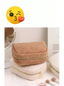 可定制名字刺绣毛绒化妆包，大容量高品质手拿化妆品收纳袋，日本 Ins 笔盒，羊毛高端便携式旅行包女士 - 彩色 - 查看 10