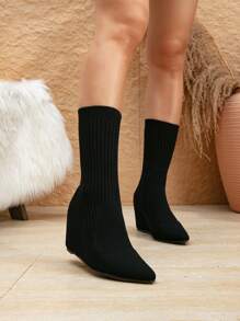 高跟尖头女靴，弹力一脚蹬短靴，冬季红色踝靴 - 黑色 - 查看 3