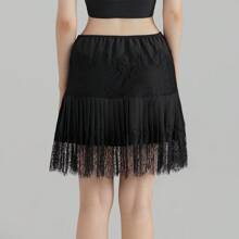 Women Floral Lace Mini Skirt Y2K Summer Lace Slip Skirt Pleated Ruffle Tiered Short Skirts Underskirt - màu đen - Xem 5