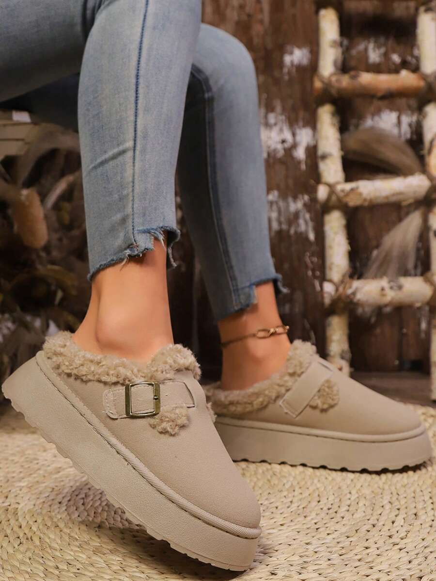 Chinelos femininos casuais confortáveis com forro térmico e sola grossa, adequados para o inverno