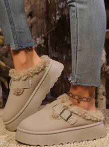 Chinelos femininos casuais confortáveis com forro térmico e sola grossa, adequados para o inverno