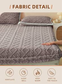 1pc Velvet Fitted Sheet, Bedding, Solid Color Mattress Cover, Soft-Comfortable Warm Mattress Protector, Skin-Friendly Fitted Sheet, Full Coverage Bedding, Thickened Autumn And Winter Bed Cover Bedding, Modern Fabric Fitted Bottom Sheet For Bedroom, For Queen King Twin Full Size Without Pillowcase, Mother's Day Bedding, Bedding Gifts, Machine Washable