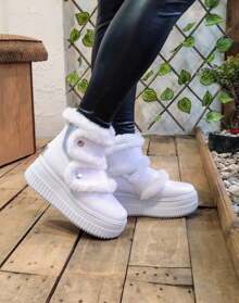 BOTA DE PELUCHE CON BROCHES - Blanco - Ver 3