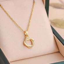 1pc Hollow Out Circle & Cubic Zirconia Detail Geometric Round Wreath Collarbone Necklace - Gold - View 1