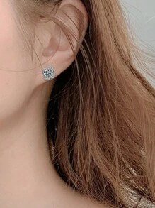 KAHOOT Aretes de tachuela de trébol de cuatro hojas de moissanita de 1 quilate * 2 en plata de ley 925, adecuados para el Día de Acción de Gracias, Halloween, Navidad y San Valentín, viajes, ropa, regalos de aniversario de bodas, cajas de regalo, incluido el certificado GRA