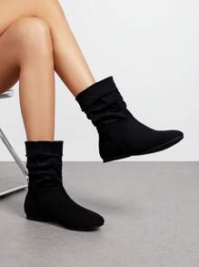 Women's Comfortable Low Heel Almond Toe Slouch Ankle Boots With Slip-On Design - 黑色 - 查看 2