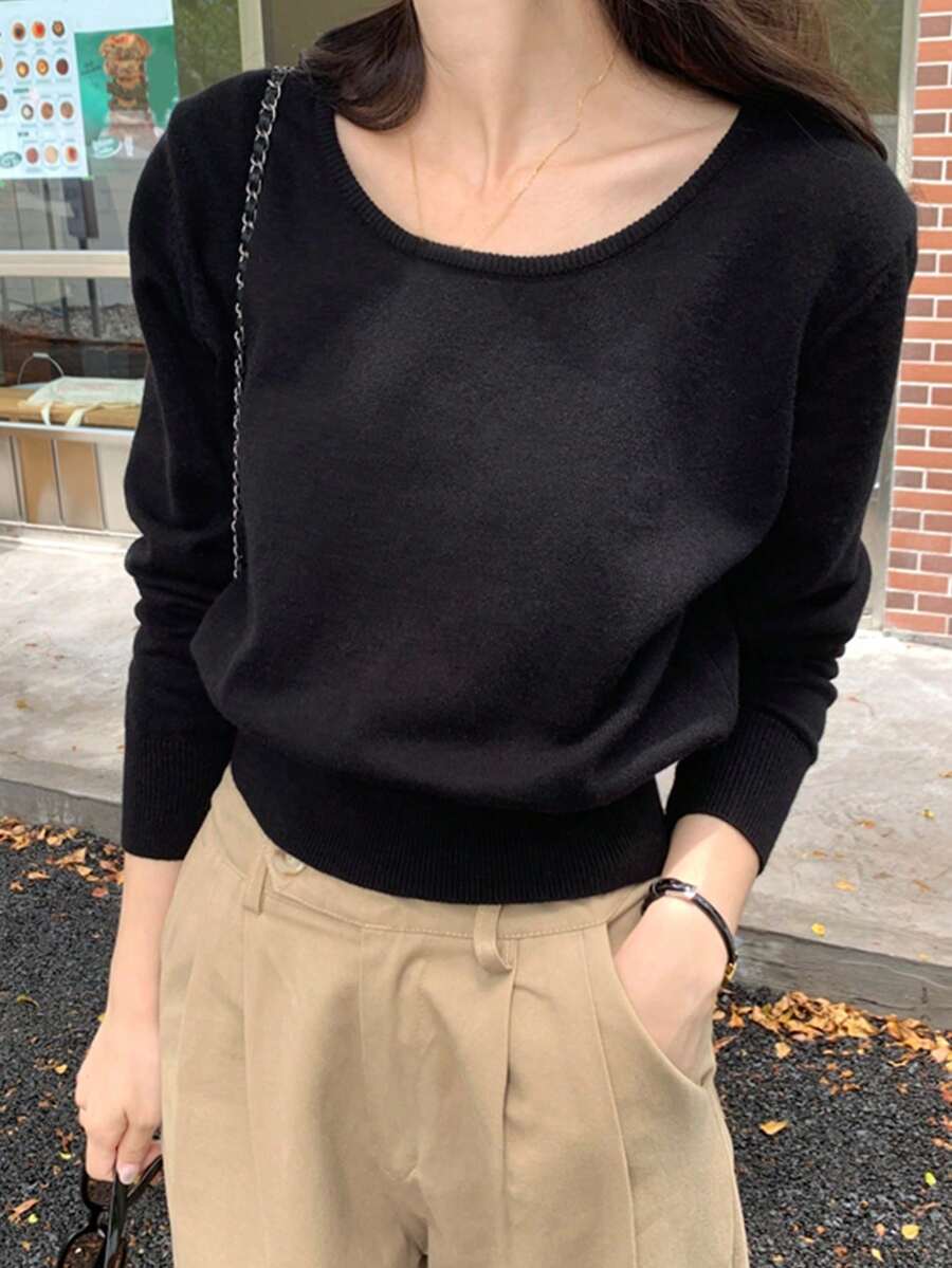 女士纯色圆领长袖简约休闲上衣，日常穿着