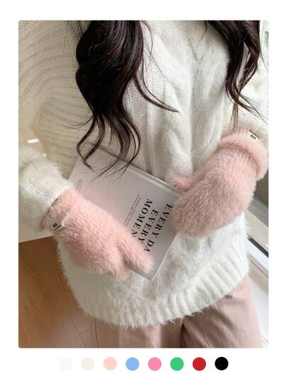 粉色蓬松针织全指手套 - 如云般柔软舒适；女士纯色可爱针织手套，时尚保暖，适合秋冬季节；女士红色毛绒内衬针织触屏手套，加厚保暖，适合秋冬季节，也适合骑行。