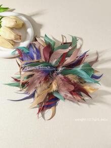 1 件手工制作的波西米亚风彩色人造羽毛胸针，优雅百搭的设计，适合西装、连衣裙、派对、日常穿着，也是送给她的一份很棒的情人节礼物 - 彩色 - 查看 3