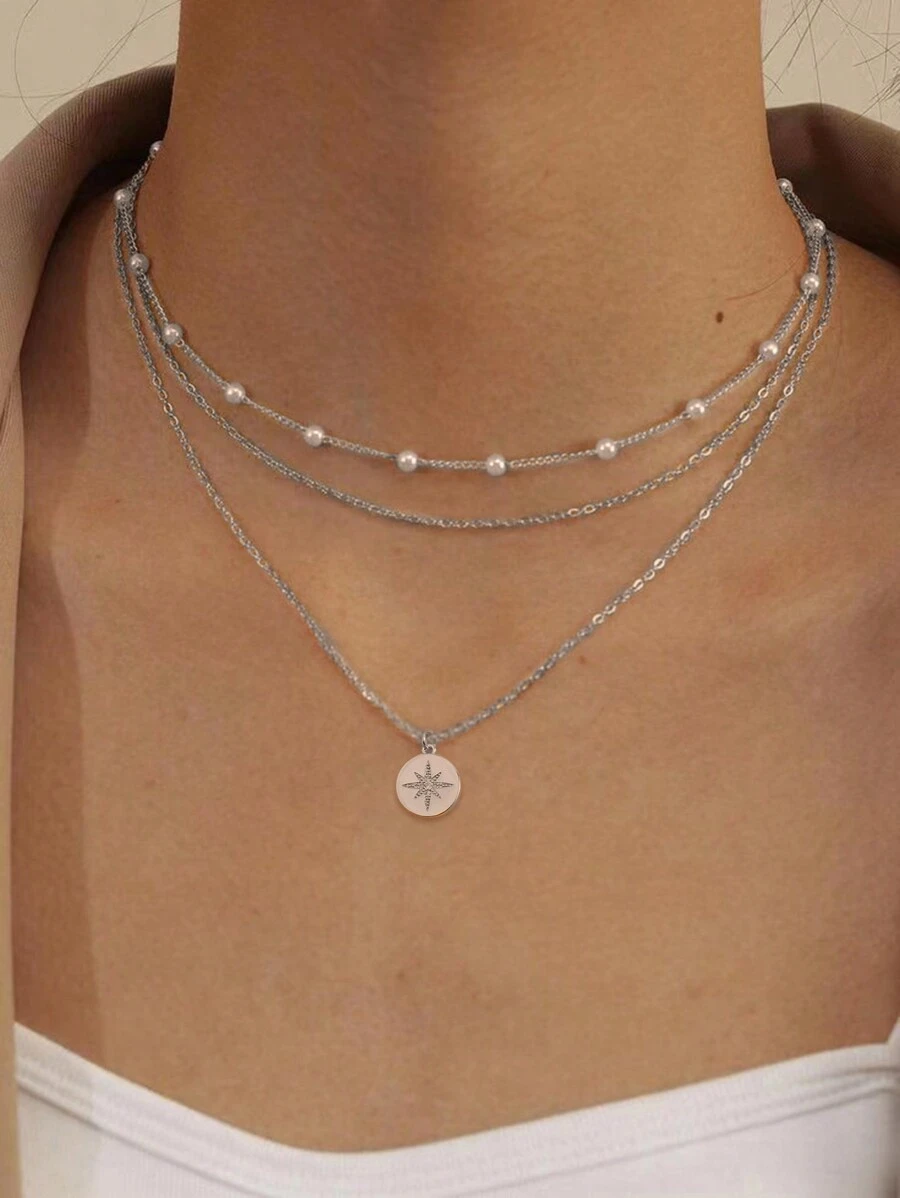 3pcs/Set Layered Design Copper Circular Pendant With Cubic Zirconia And Faux Pearl Decor Necklace Set, Suitable For Women Everyday And Holiday Wear (Random Pearl Quantity) - Silver - View 1