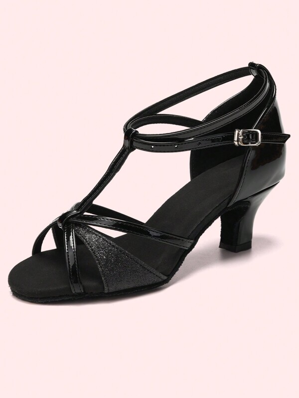 Zapatos de baile de salón, salsa y tango para mujer, cómodos y ligeros: este zapato de baile para mujer tiene una parte superior de tela de satén y PU combinada con una suela exterior, proporcionando flexibilidad y comodidad. El diseño clásico es adecuado para diversas ocasiones, incluidos el vals latino, la salsa moderna, el tango, la rumba, la cha cha, el swing, la boda, la fiesta y la práctica/actuación de baile profesional.