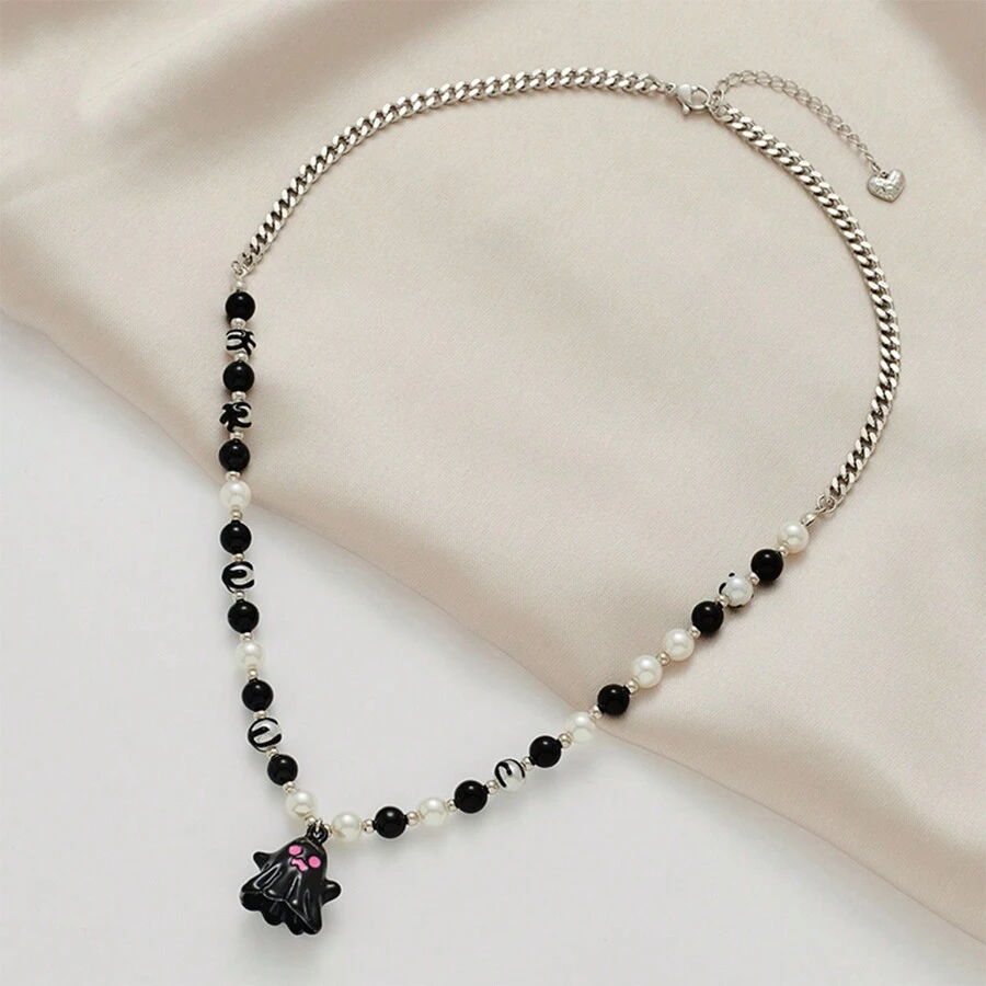 1 件节日幽灵风格天然玛瑙独特设计镀白金，黑色幽灵，环氧树脂装饰铜材料，不褪色油滴手工工艺珠宝项链适合女性生日、节日、派对、宴会和日常佩戴。它也可以作为礼物送给爱人或好朋友 - 小幽靈 - 查看 1