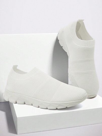 Men's Walking Shoes Casual Shoes Slip On Sneakers Lightweight Male Flats Workout Gym Shoes Footwear Chaussure Men White