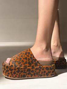 Platform Sandal - SUPER