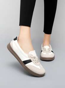 女士舒适轻便透气休闲鞋