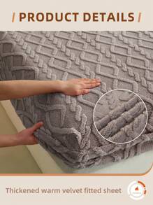 1pc Velvet Fitted Sheet, Bedding, Solid Color Mattress Cover, Soft-Comfortable Warm Mattress Protector, Skin-Friendly Fitted Sheet, Full Coverage Bedding, Thickened Autumn And Winter Bed Cover Bedding, Modern Fabric Fitted Bottom Sheet For Bedroom, For Queen King Twin Full Size Without Pillowcase, Mother's Day Bedding, Bedding Gifts, Machine Washable